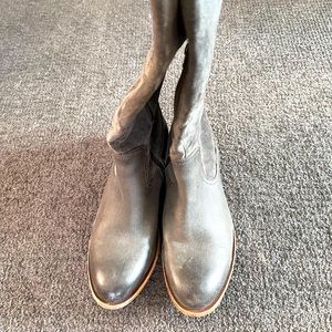 Only worn a couple times-like new